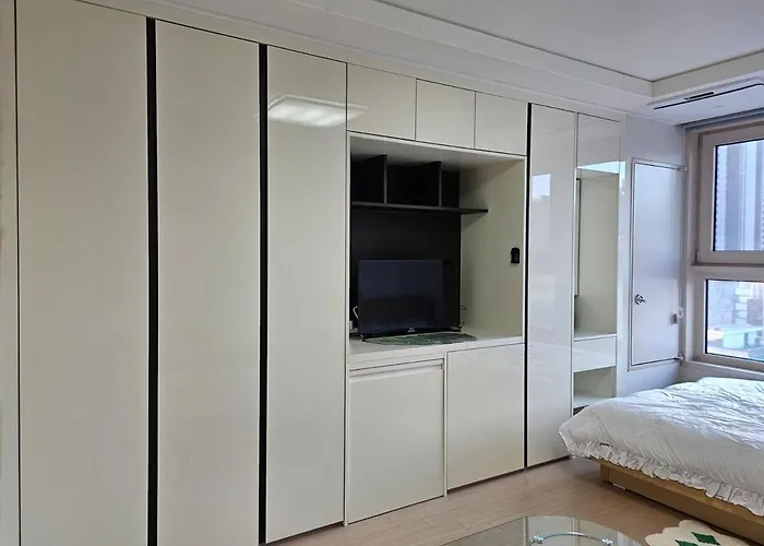 2503# Quiet Premium Stay# The Vogue Grande Retreat# All-new Furniture, Extra-large Bed# Sinnonhyeon 1min Appartement *