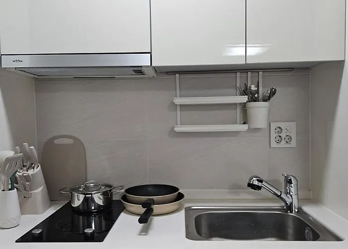 2503# Quiet Premium Stay# The Vogue Grande Retreat# All-new Furniture, Extra-large Bed# Sinnonhyeon 1min Appartement Séoul